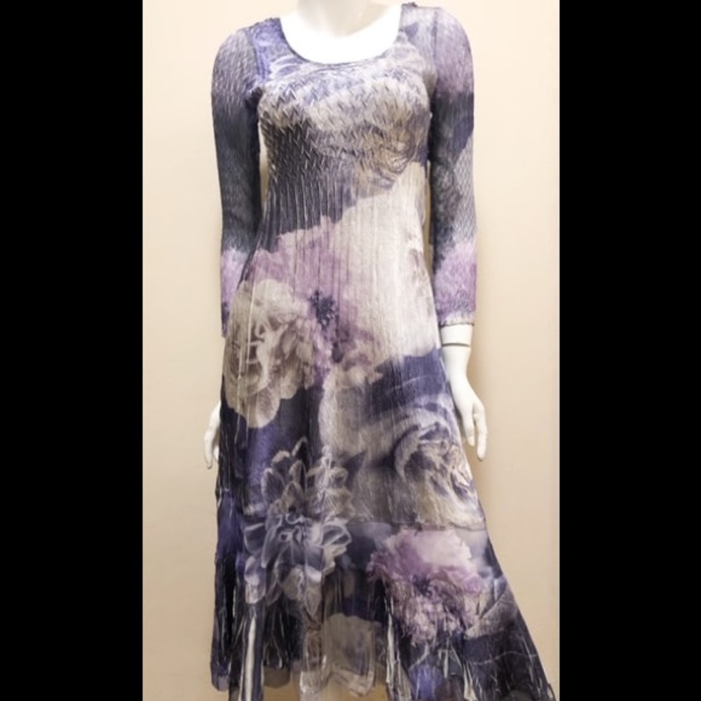 KOMAROV 3/4 sleeve charmeuse dress ‼️